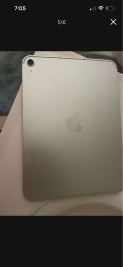 Silver iPad A16 128g brand new only used for school
