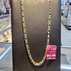 10k gold necklace SALEE !!