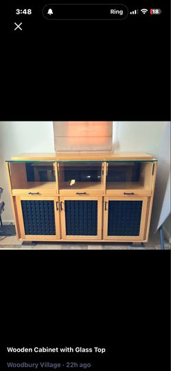 Console cabinet wood and very nice piece