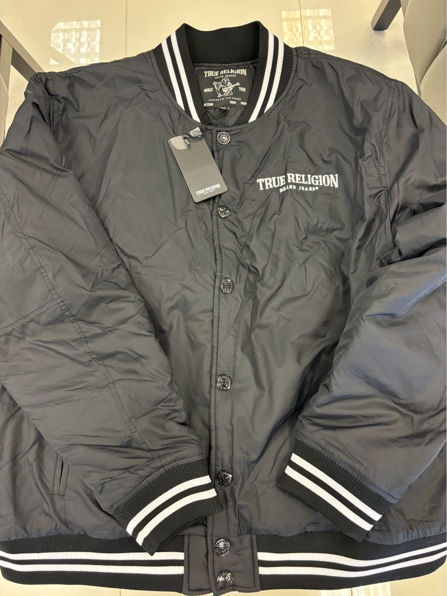 Men True Religion (size X-Large)