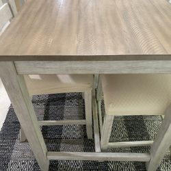 Ashley Skempton Dining Table And 4 Bar Stools