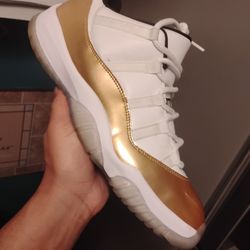 AJ 11 SIZE 12 