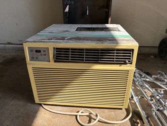 General Electric AC and Heater (Model AEE24DTH1) 25.5” Length 26.5” Wide