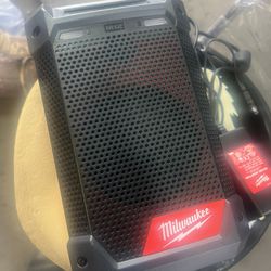 M12 Bluetooth Speaker 
