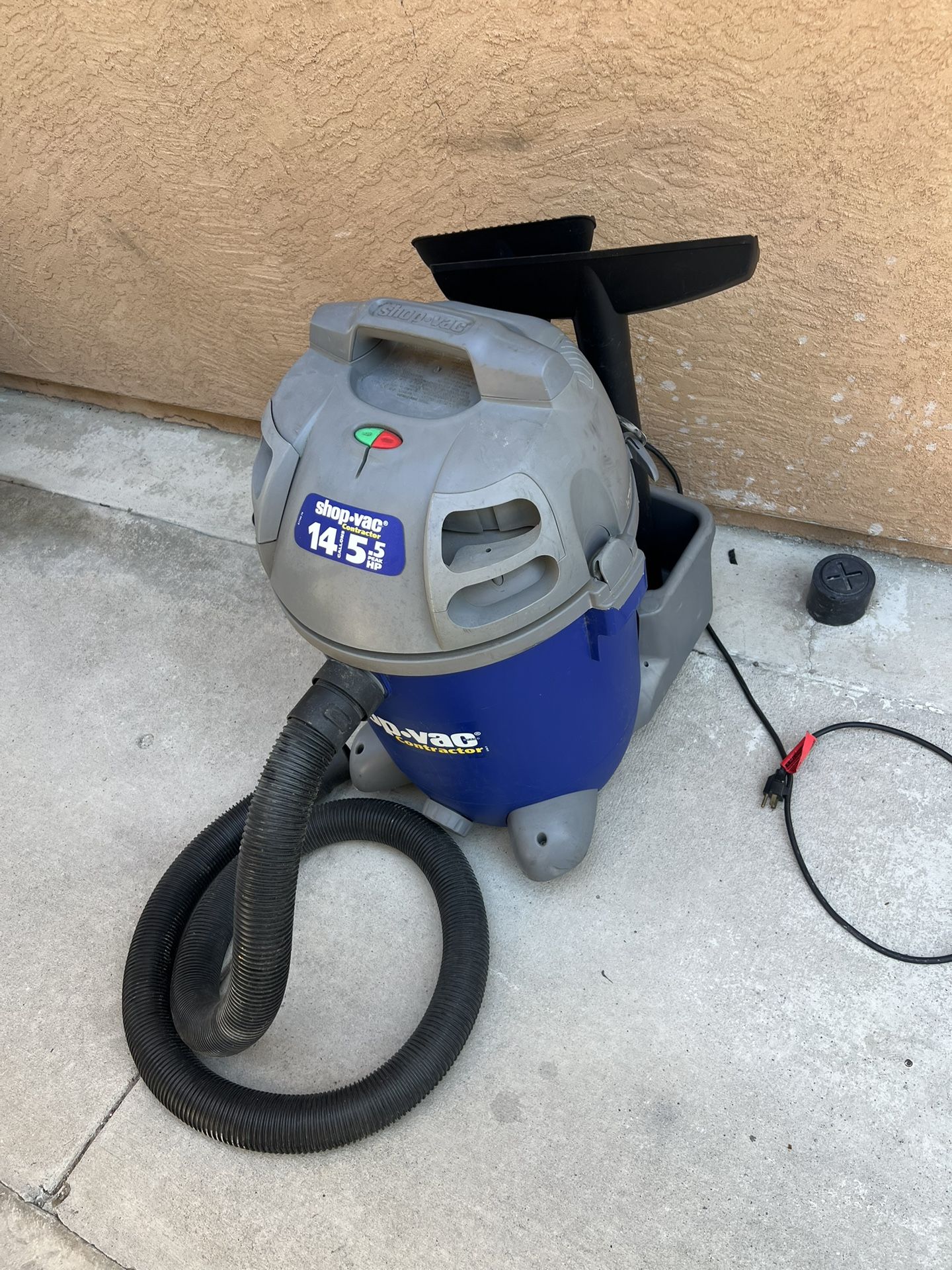 14 Gallons Vacuum
