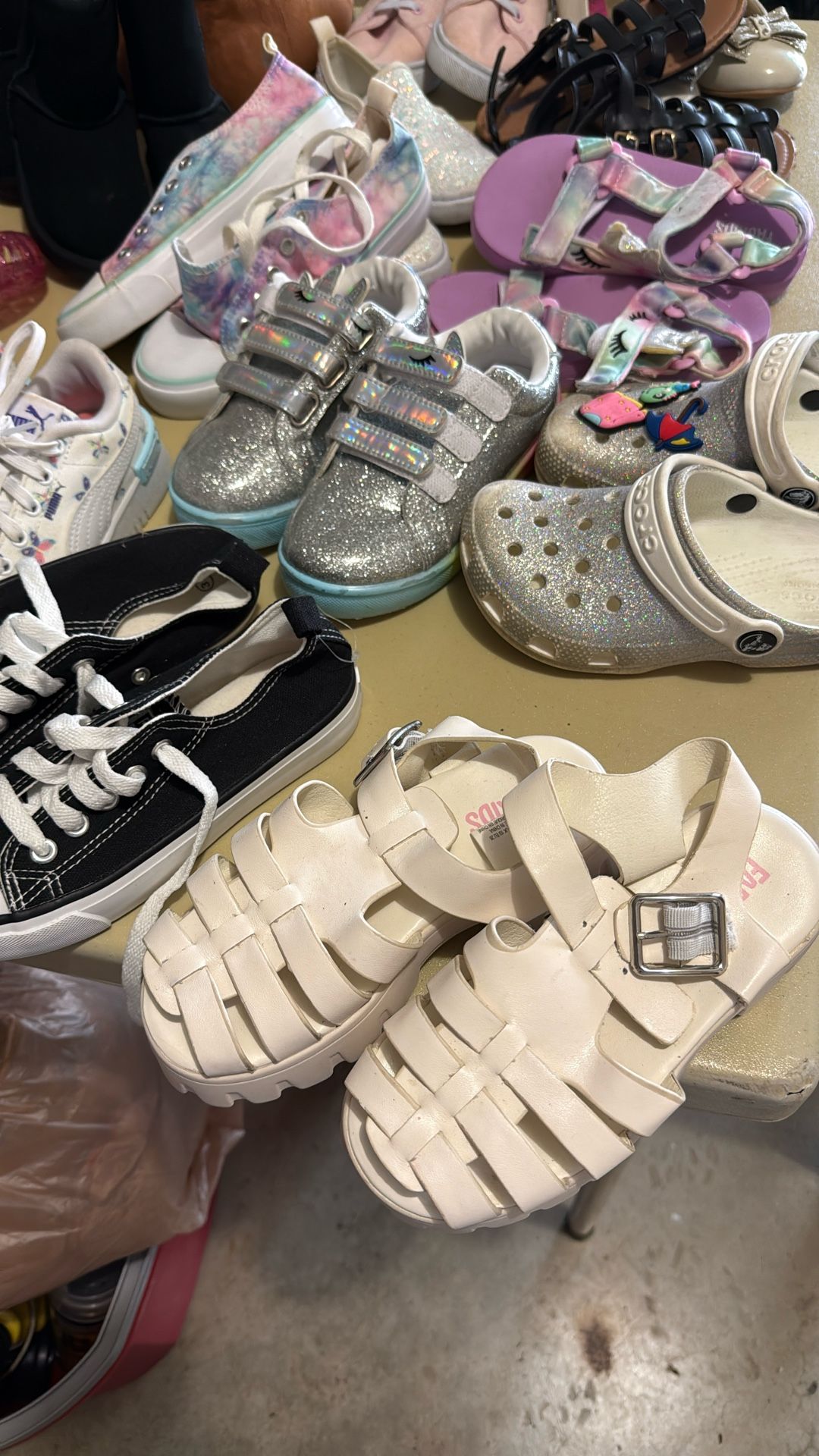 Come Get Everything Off The Table For $40