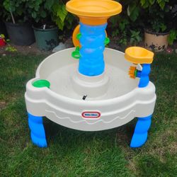 Little Tikes Water Table 