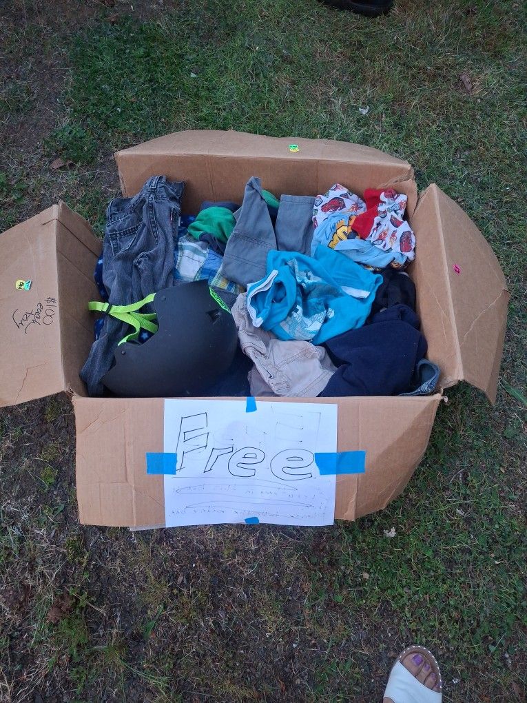 Used Free Kids Clothing Size 1 - 6