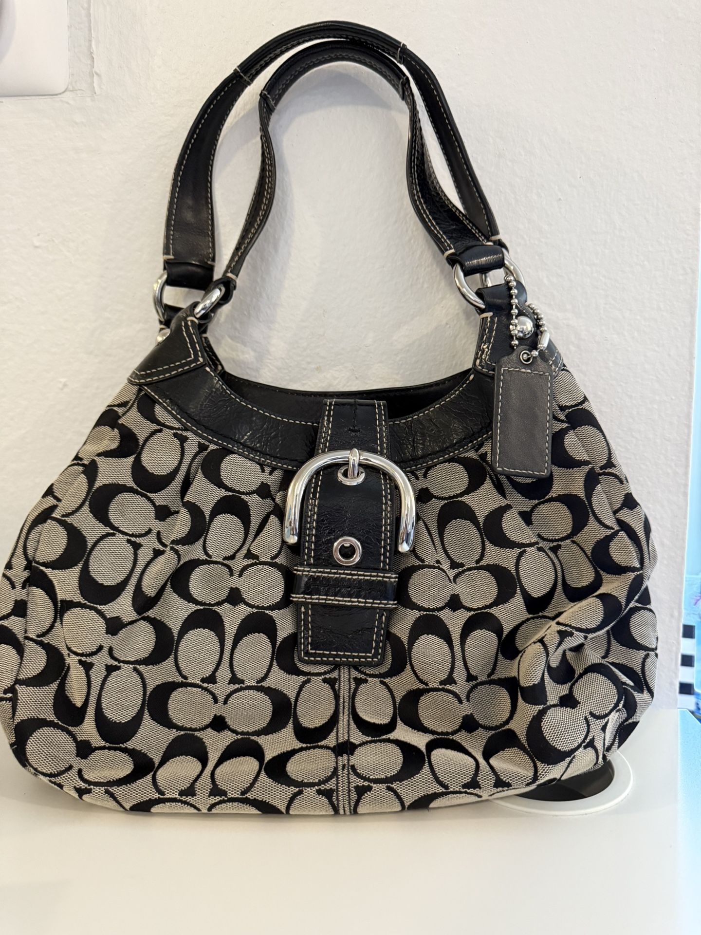Authentic Coach Signature Hobo Bag 