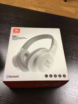 JBL E55BT Bluetooth Headphones New
