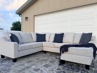 Living spaces Light Gray L-Shaped Sectional Sofa DELIVERY AVAILABLE