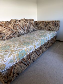 Twin Size Day Bed