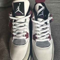 Jordan 4s PSG