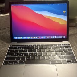 Apple MacBook Laptop