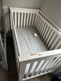FREE crib And Mattress 