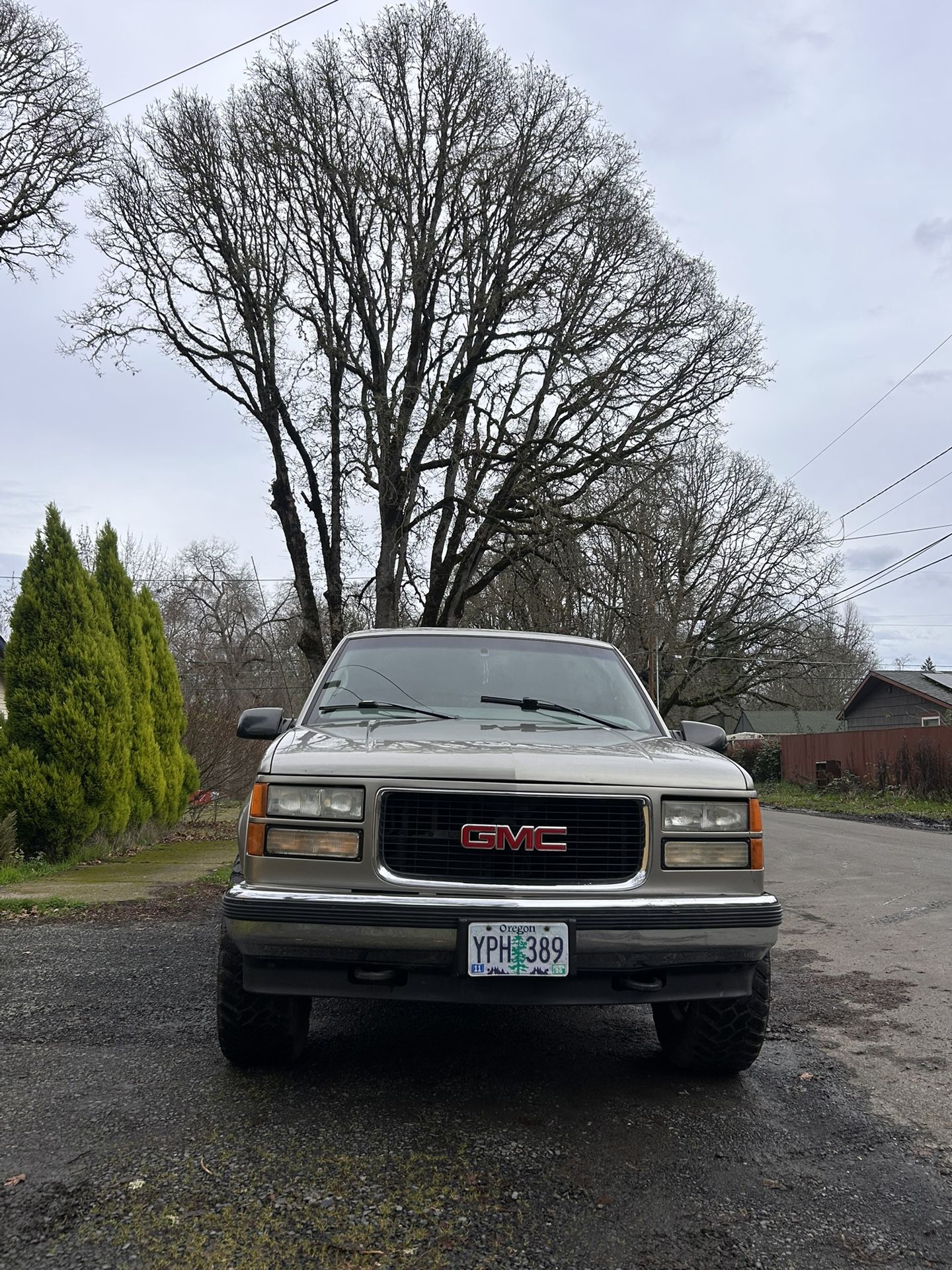 1999 GMC Suburban