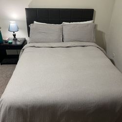 Full Size Bed Set