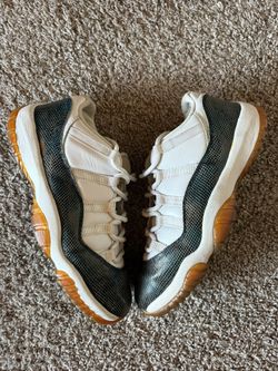 Air Jordan 11 Low