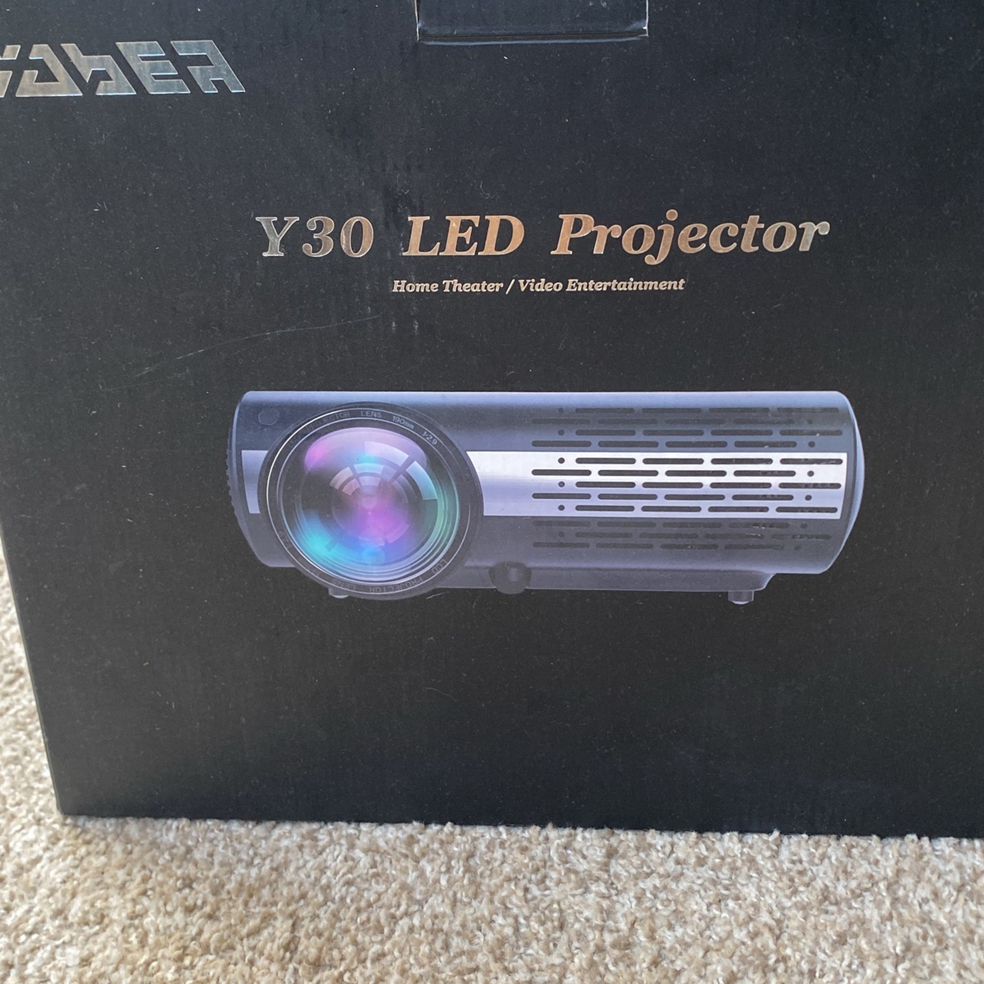 Yaber Projector