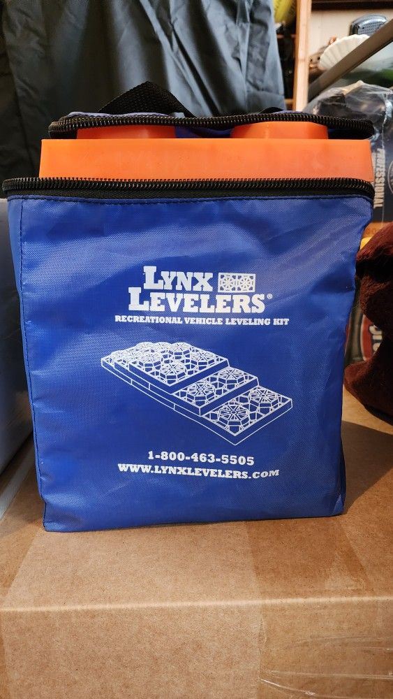 Lynx Levelers