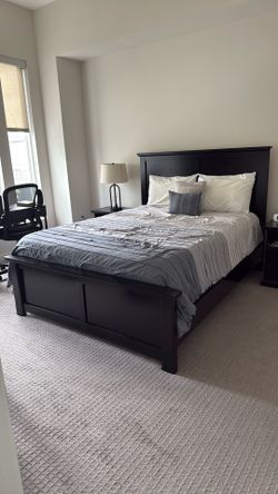 Mocha Full Queen Sized Bed