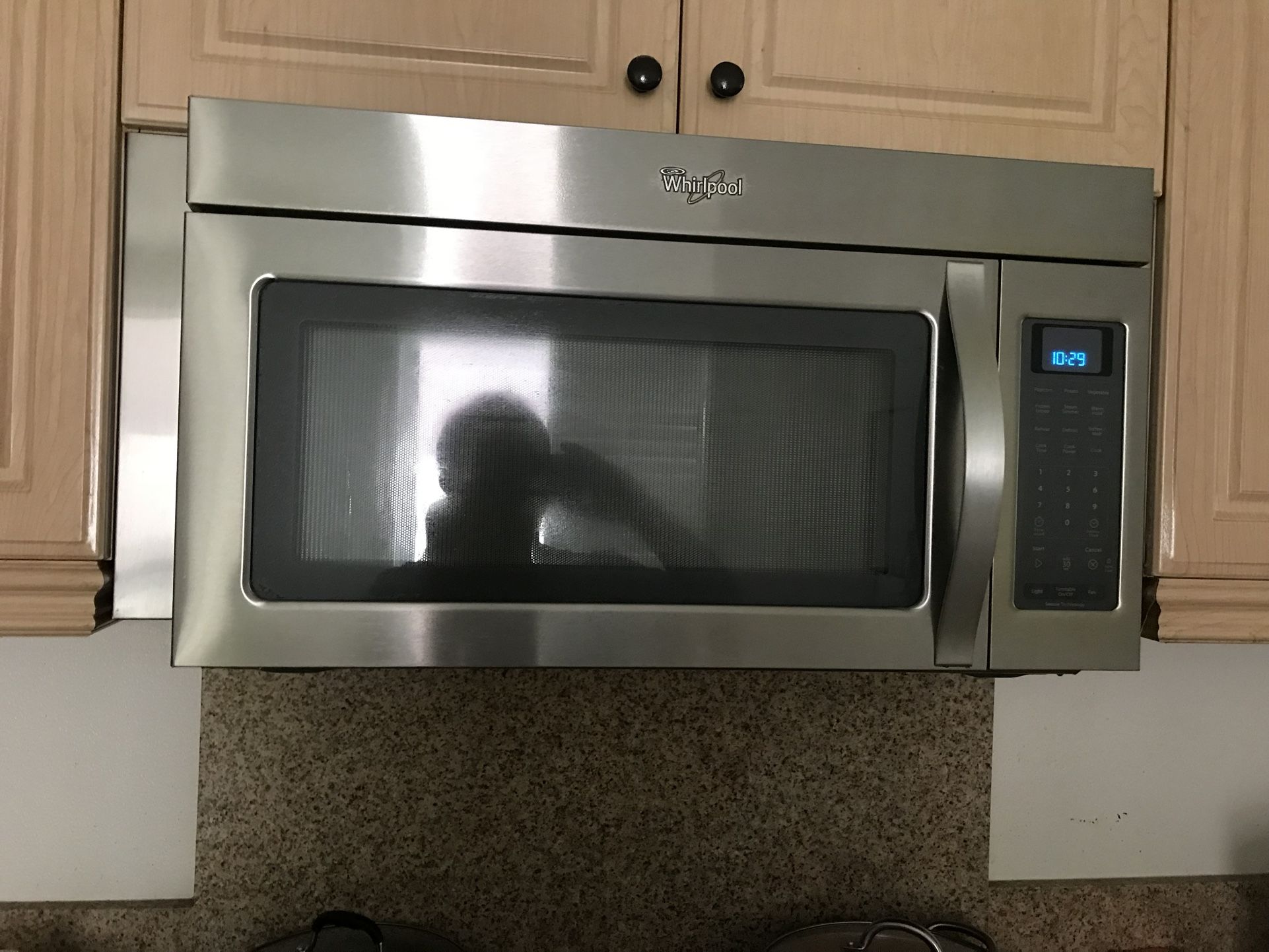 Whirlpool Over-the-Range Microwave ( Fingerprint Resistant Stainless Steel )