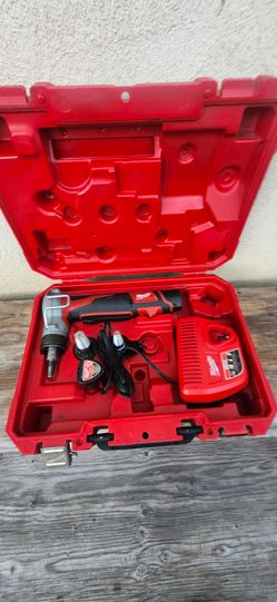 Milwaukee pex expander m12 tool two battery charger