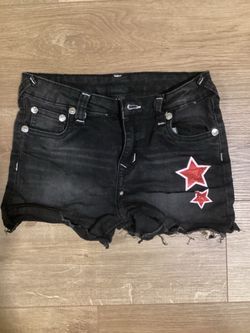 🎸 True Religion Black Distressed Star Shorts 🎸