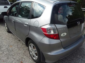 2010 Honda Fit Hatchback 5speed MANUAL STICK