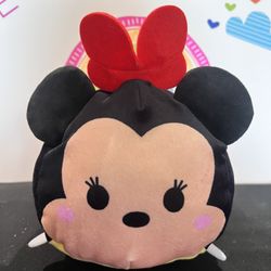 DISNEY MINNIE MOUSE TSUM TSUM!! 8 INCH SQUISHY!! NEW CONDITION