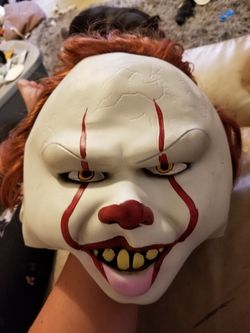 Pennywise mask