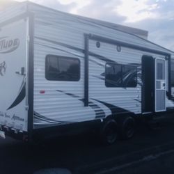 2017 Eclipse Attitude Toy Hauler 