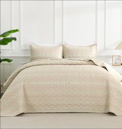 Bohemian Queen-Size quilt Set