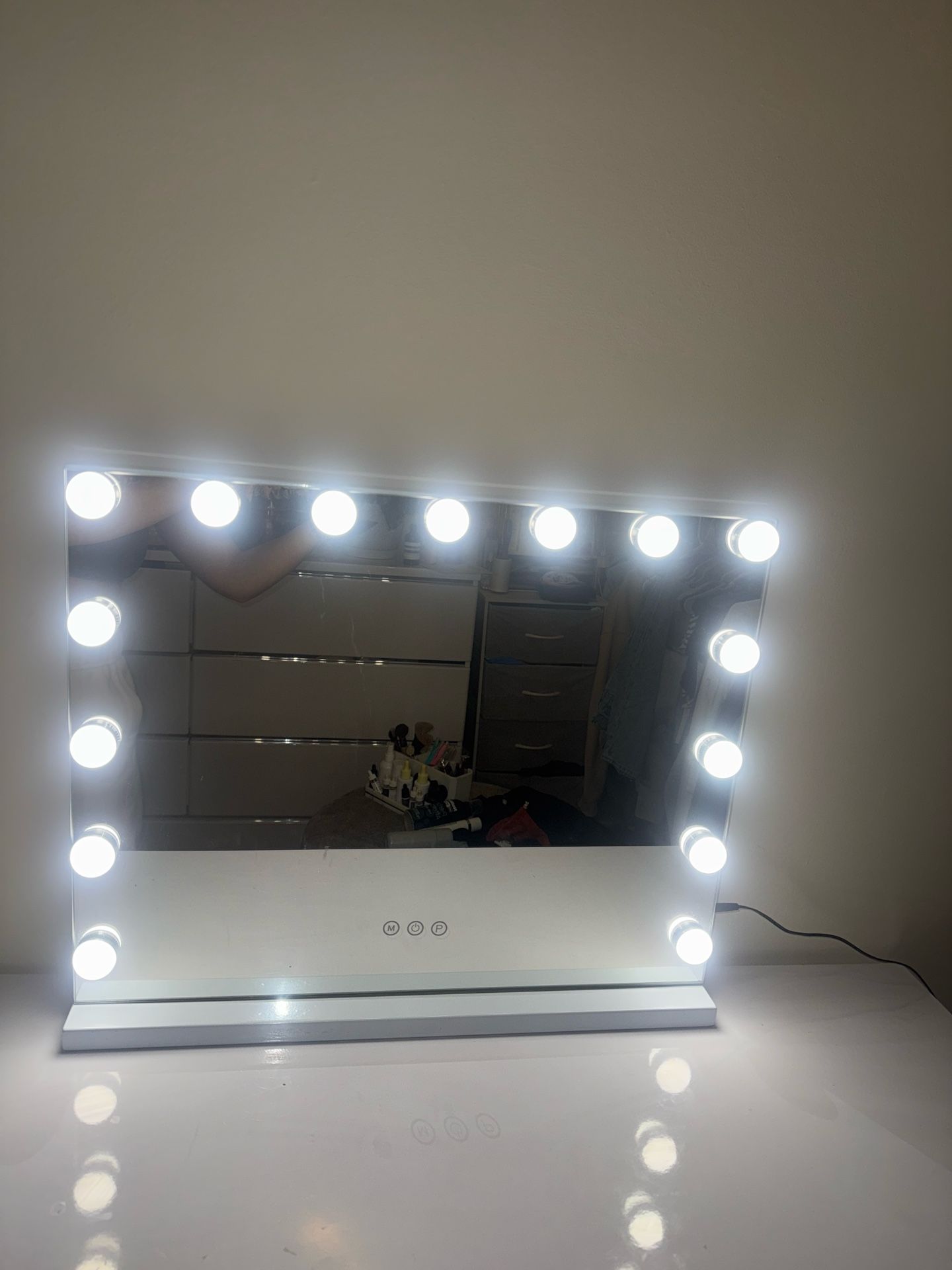 Make Up Mirror With Light