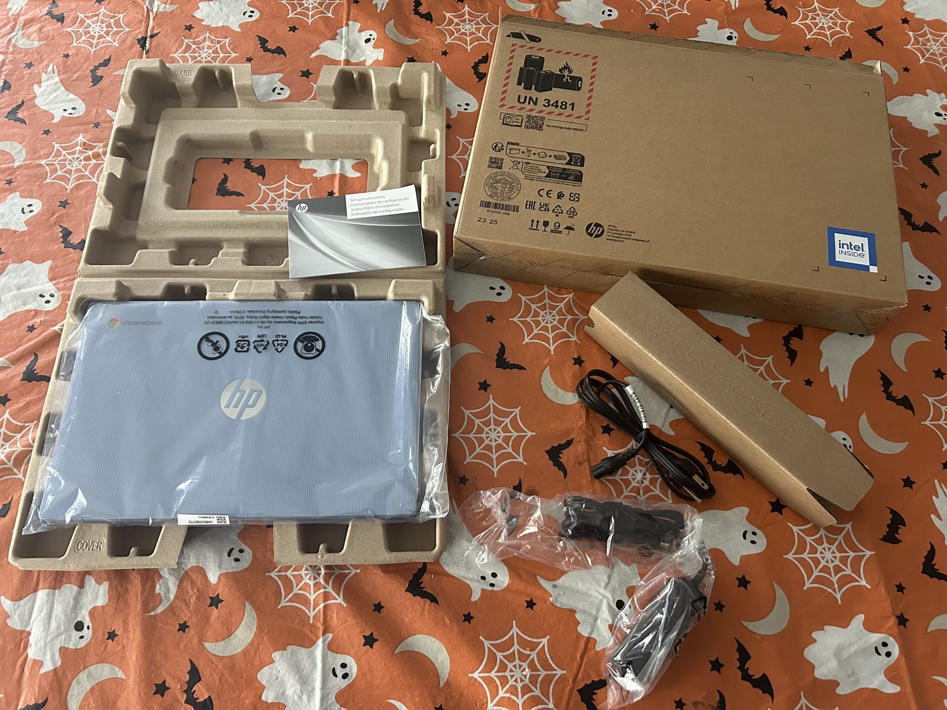 Need gone ASAP💻 HP Chromebook 14 — like new w/ box + charger 🔋 $130 OBO