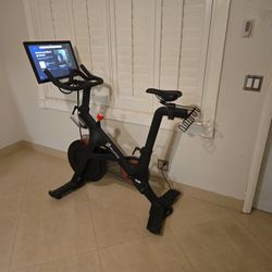 Peloton Bike