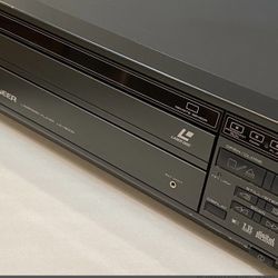 Wanted Pioneer LD 8000  Laser Player 
