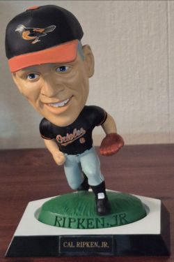 1998 Corinthian Headliners XL (Premier Collection) 6-inch Cal Ripken Jr. Figure