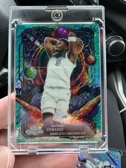 Anthony Edwards Topps Chrome Green Refractor Card