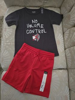 Boy's Short And Tee Set Size 4T 