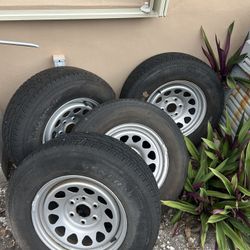 GENERAL GRABBER TIRES SET OF 4 FREE RIMS 255-70-17 TIRES HAVE 90% THREAD LEFT ARE IN GREAT CONDITION $375 OR BEST OFFER 