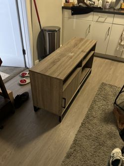 Tv stand