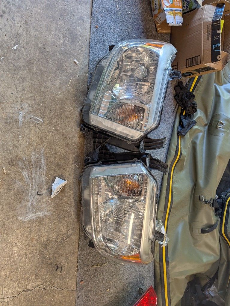 2014 Tundra Headlights