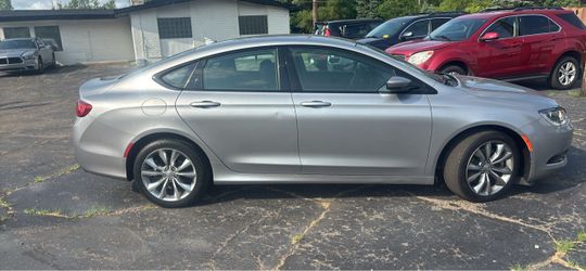 2016 Chrysler 200