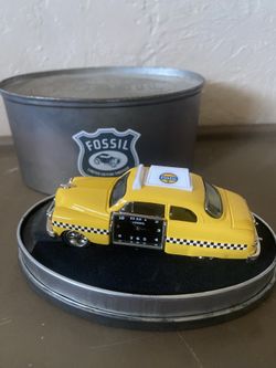 Fossil Taxi Cab Desk Clock Limited Edition Timepiece In Tin Display