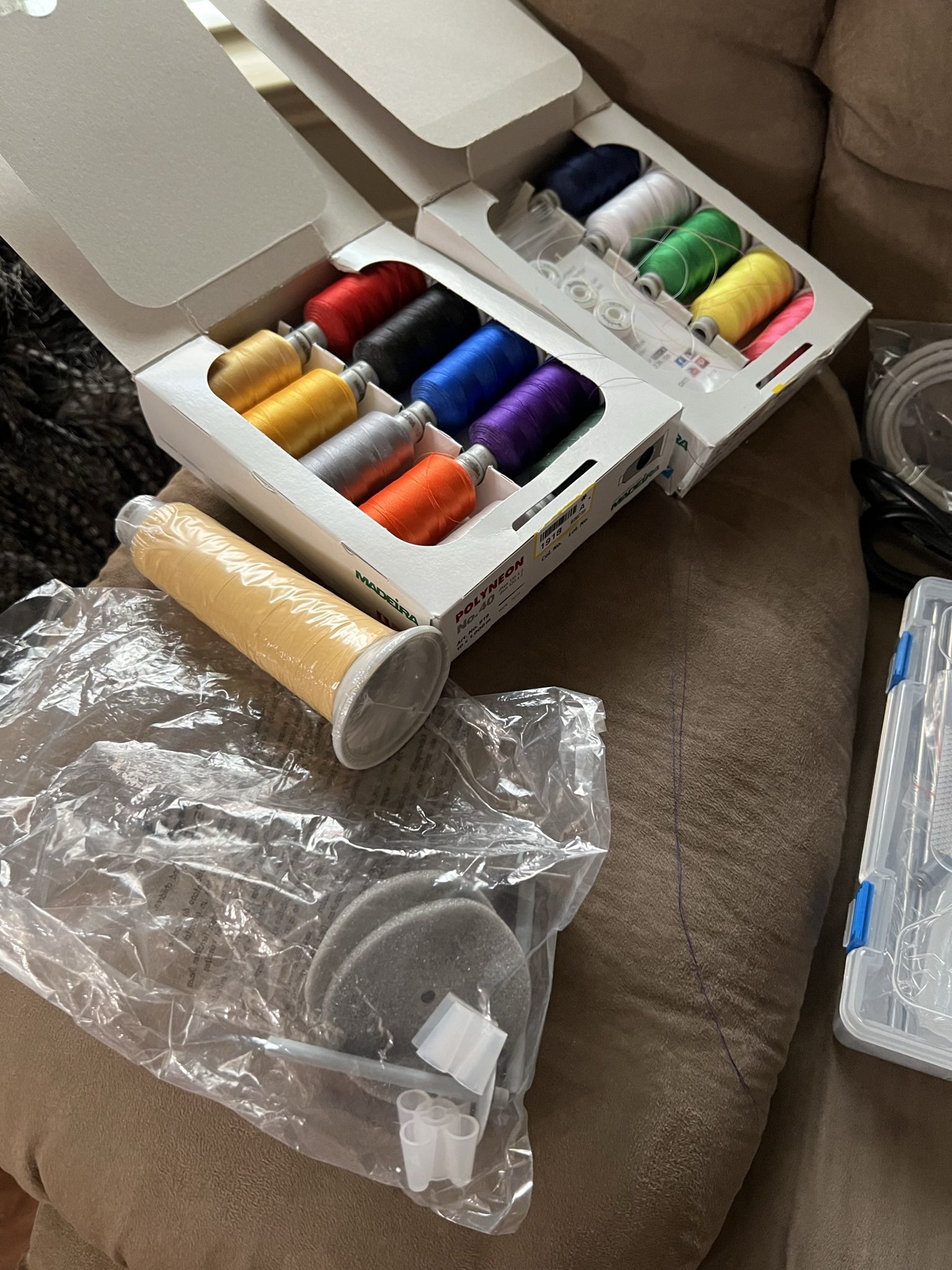 10 Needle Embroidery Machine