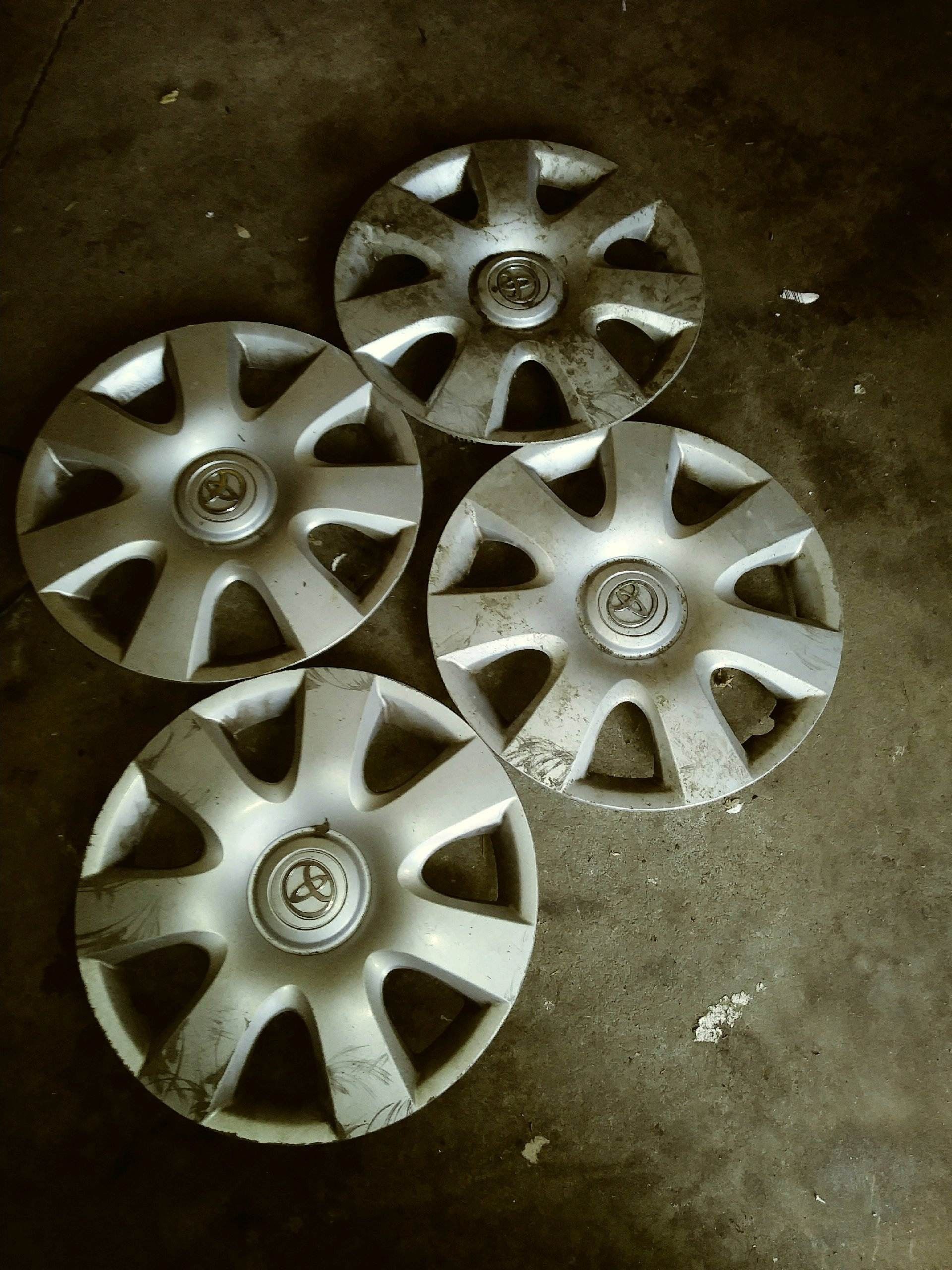 Toyota Camry hub caps $30