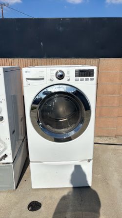 LG Matching Front-Load Washer & Gas Dryer Set with Pedestals – AS-IS (Read Description)