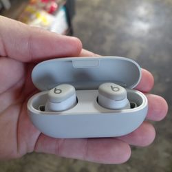 Beats Studio Buds