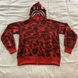 RED BAPE FULL ZIP DOUBLE HOODIE SIZE M